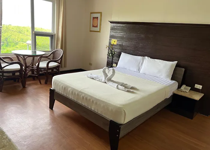 Hotel Hilltop