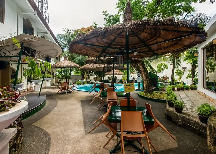 Hotel Hilltop