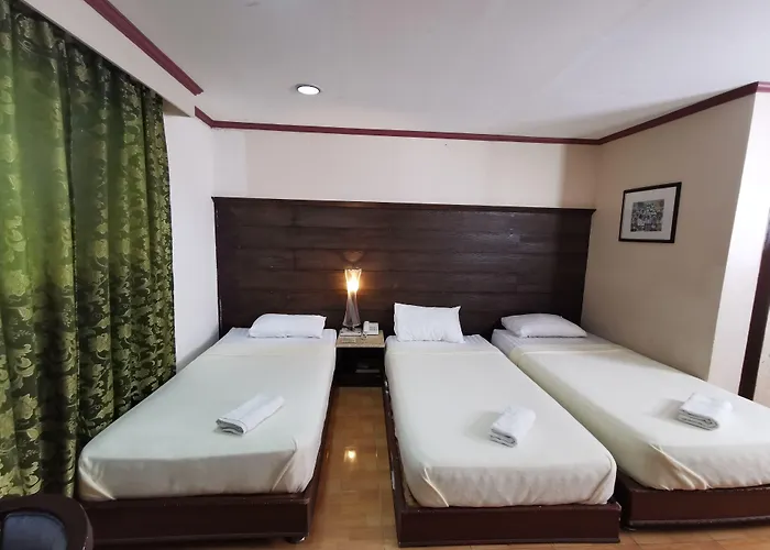 Hotel Hilltop 2*