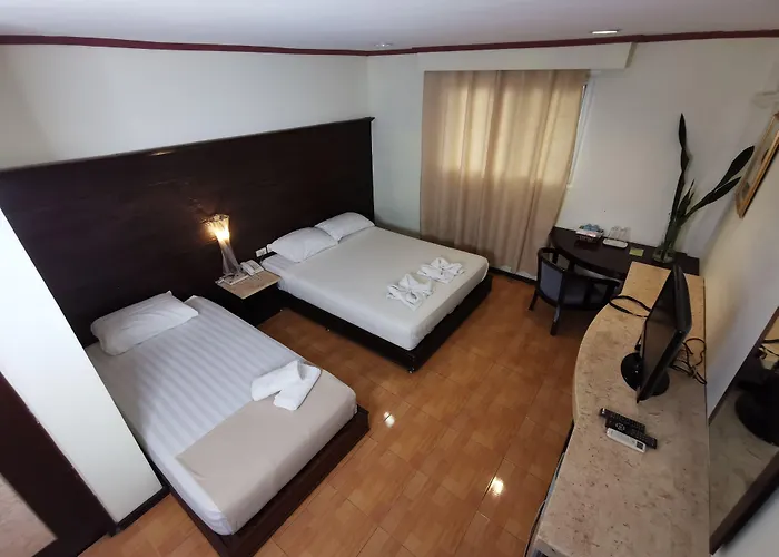 Hotel Hilltop
