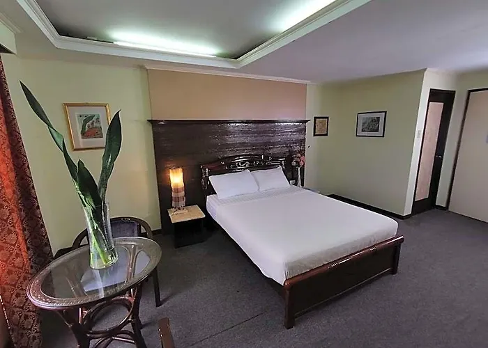 Hilltop Hotel